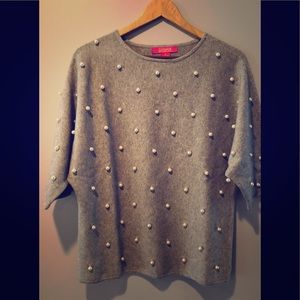 NWOT - Pearl Detailed Sweater